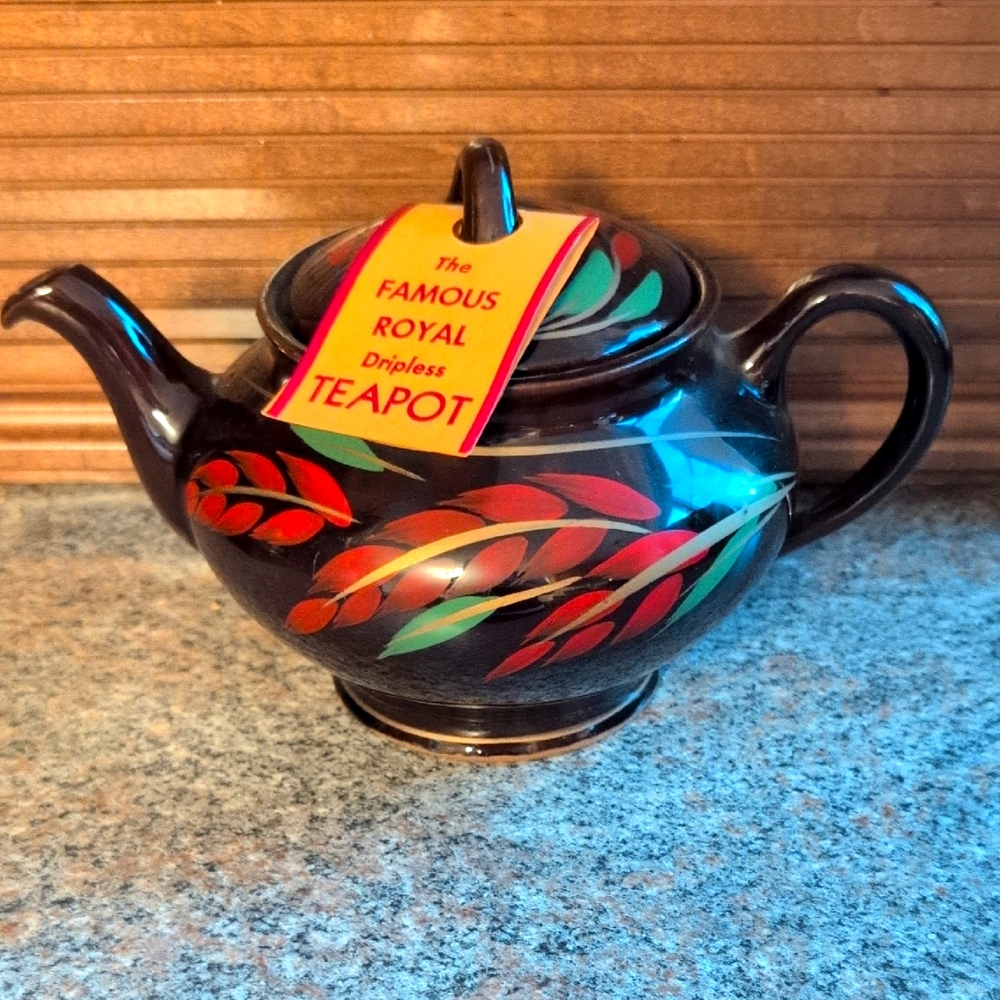 Vintage Famous Royal Dripless Teapot from Royal Canadian Art Pottery